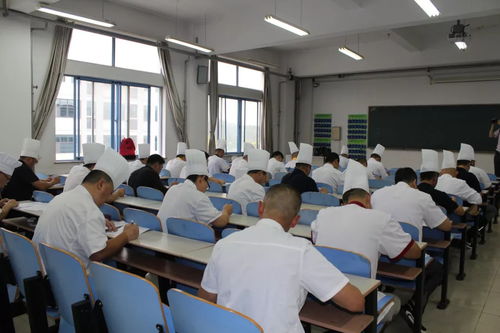 2018青島市養老服務從業人員職業技能大賽中式烹調專業半決賽在青島酒店管理職業技術學院開賽